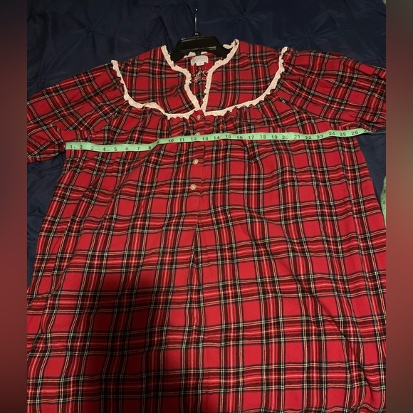 Red and White Ruffled Pajamas with Bishop Sleeves - Picture 4 of 8